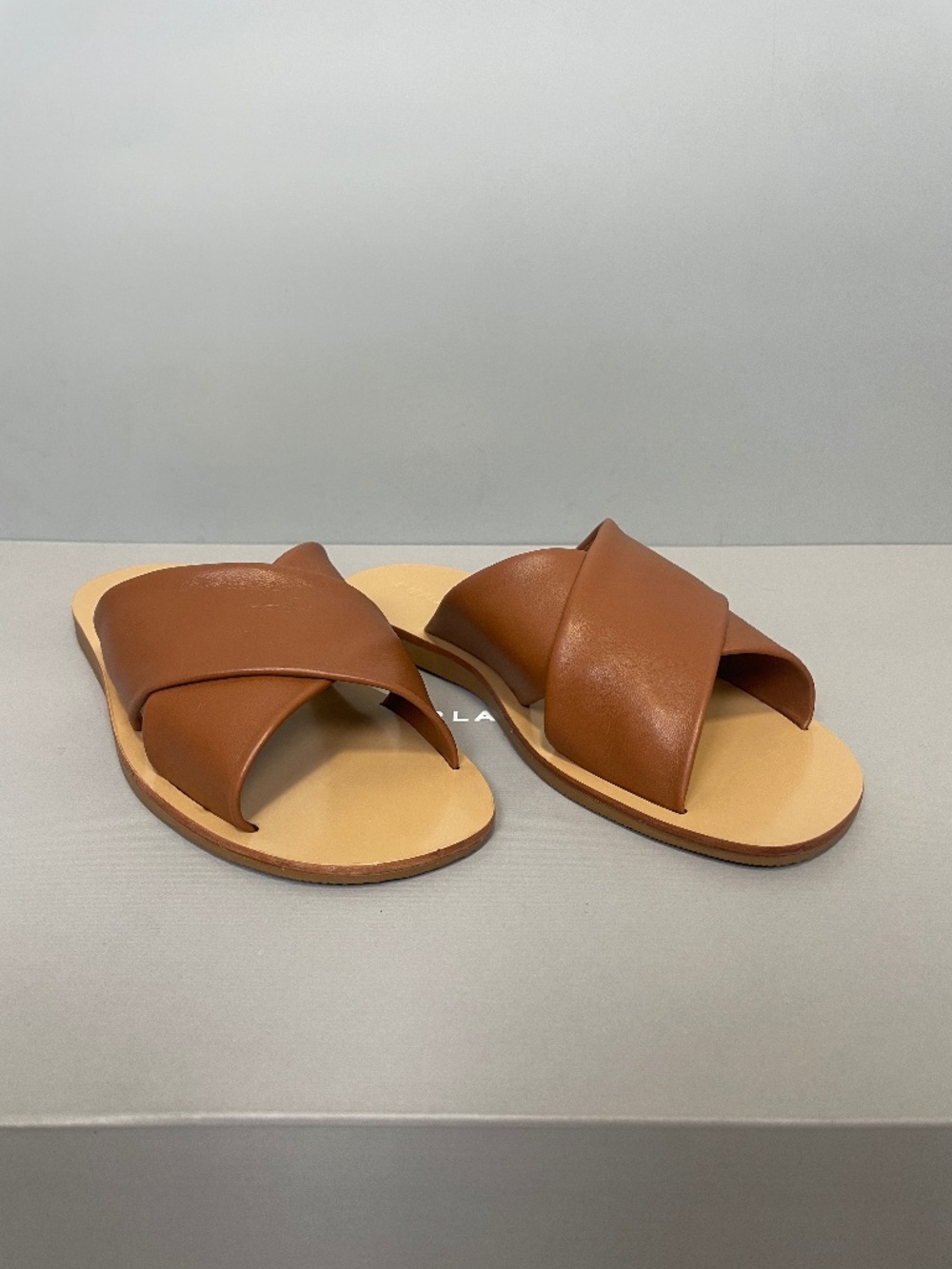 Everlane NWT The Day Crossover Sandal • Sienna Brown • Sizes 7 + 8 + 8.5